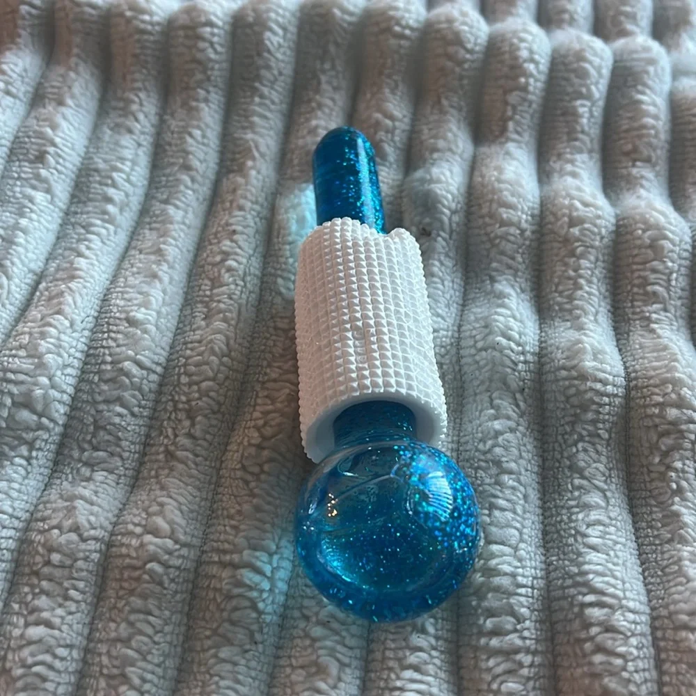Globe Ice facial massager